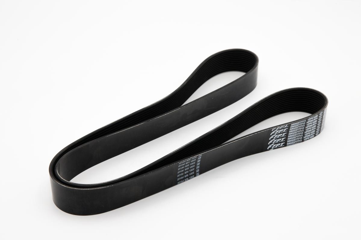 IVECO Ozubený klínový řemen Číslo článku: 5802377711 levně