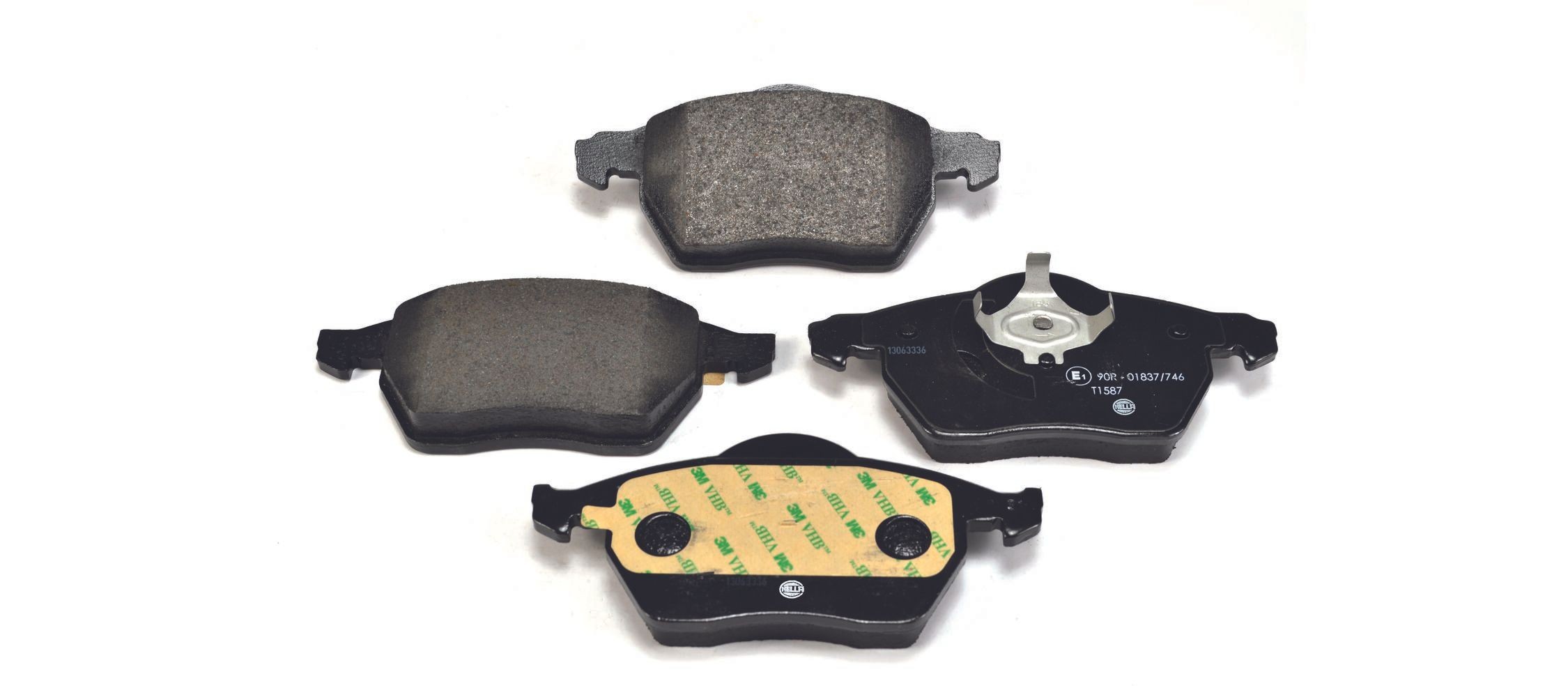 HELLA 8DB 355 006-921 Bremsbeläge