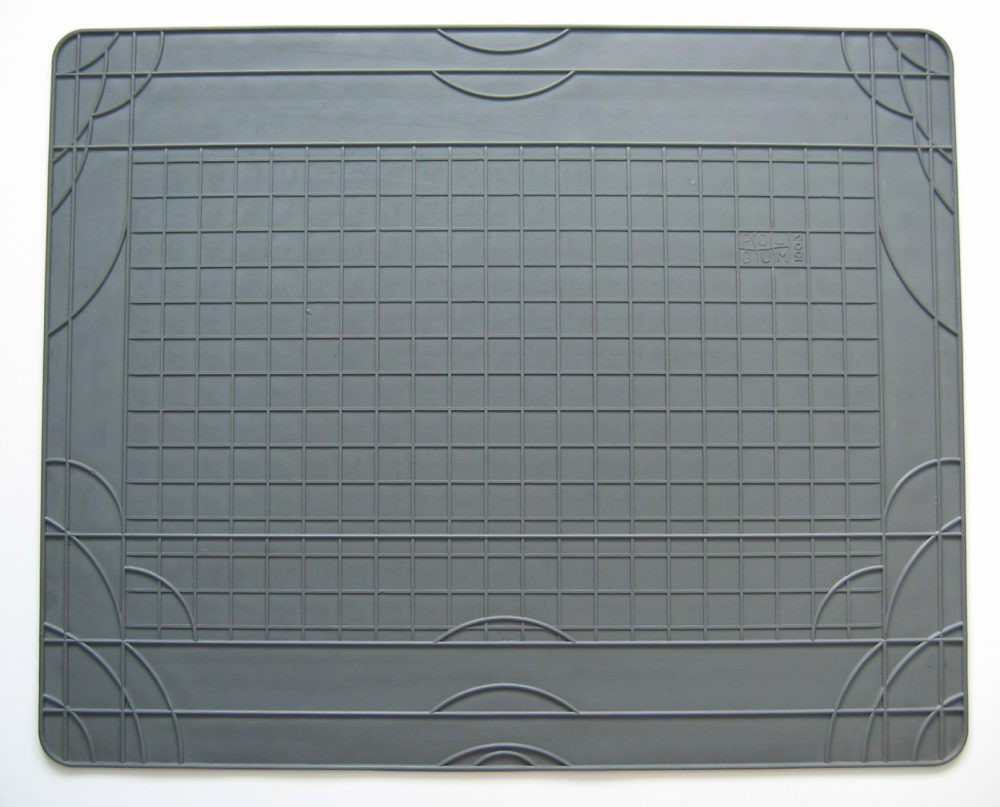 POLGUM 1002C Alfombrilla para maletero Clase C C 32 AMG 3.2 Kompressor (203.265) 354 CV Gasolina 2007
