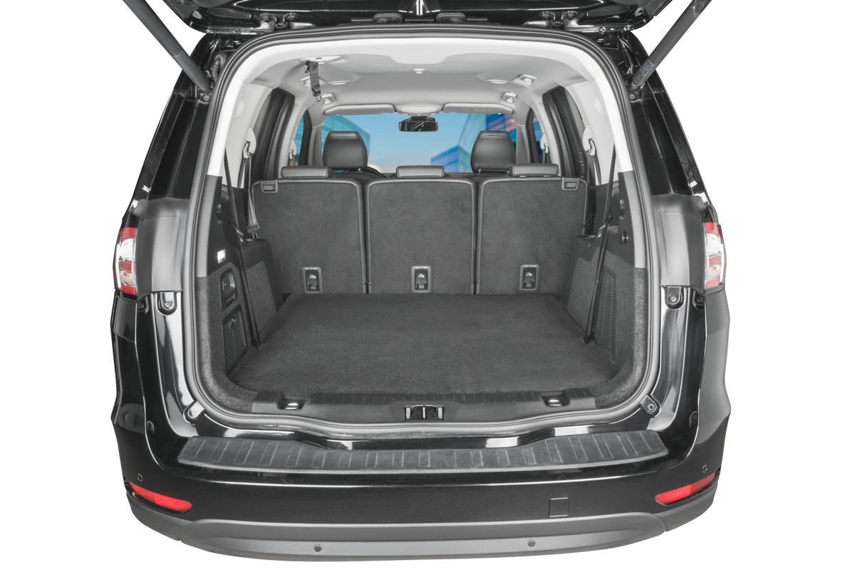 WALSER 29047 Alfombrilla para maletero Clase C C 32 AMG 3.2 Kompressor (203.265) 354 CV Gasolina 2007